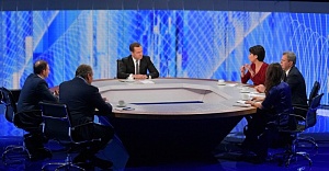 Медведев похвастался ростом реальных доходов россиян Медведев похвастался ростом реальных доходов россиян