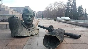 Дарина Григорова: «Болгарские бандеровцы могут сотворить много бед…» Дарина Григорова: «Болгарские бандеровцы могут сотворить много бед…»