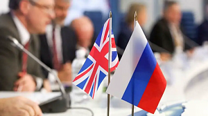 Бывший глава MI-6 заявил о «серой войне» Великобритании с Россией