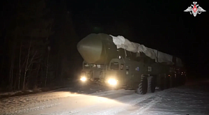 Ракетные комплексы «Ярс» вывели на боевое патрулирование Ракетные комплексы «Ярс» вывели на боевое патрулирование