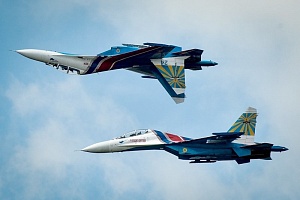 Порошенко пригрозил России украинской авиацией Порошенко пригрозил России украинской авиацией
