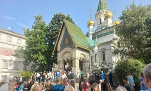 Останется ли Русский храм русским? Останется ли Русский храм русским?