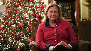 Экс-глава МИД Австрии раскритиковала ЕС за отказ от идей Путина Экс-глава МИД Австрии раскритиковала ЕС за отказ от идей Путина