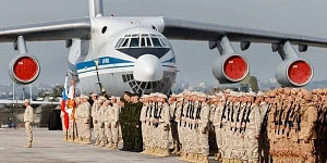 СВР: США и Британия готовят теракты на военных базах РФ в Сирии СВР: США и Британия готовят теракты на военных базах РФ в Сирии