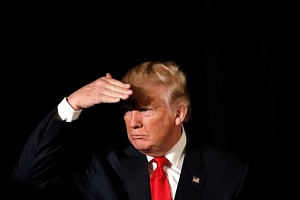 Трамп в последний момент передумал бомбить Иран Трамп в последний момент передумал бомбить Иран
