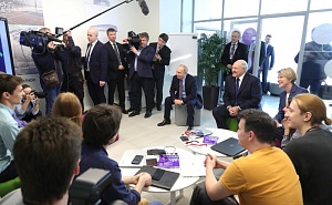 Путин и Лукашенко посетили образовательный центр «Сириус» Путин и Лукашенко посетили образовательный центр «Сириус»