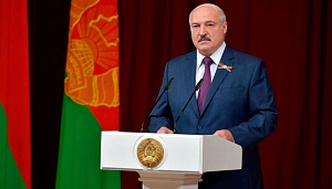 Лукашенко заявил о нежелании бежать от России Лукашенко заявил о нежелании бежать от России
