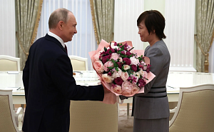 Путин принял в Кремле вдову Синдзо Абэ