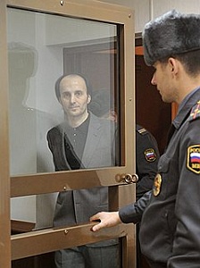 Прокурор требует 16 лет для убийцы Буданова Прокурор требует 16 лет для убийцы Буданова