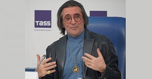Юрий Башмет: «Я думаю, нужно просто добросовестно работать каждому на своём месте, и приносить пользу стране» Юрий Башмет: «Я думаю, нужно просто добросовестно работать каждому на своём месте, и приносить пользу стране»