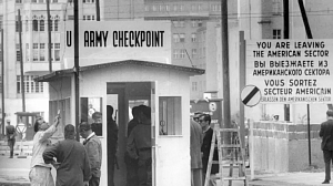 ФСБ рассекретила документы о преступлениях военных США в 1945 году ФСБ рассекретила документы о преступлениях военных США в 1945 году