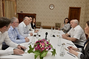 Лукашенко впервые посетил Абхазию с официальным визитом