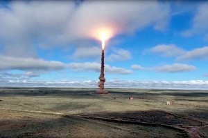 ВКС испытали новую ракету системы ПРО ВКС испытали новую ракету системы ПРО