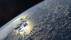 Китай хочет построить в космосе многокилометровую станцию Китай хочет построить в космосе многокилометровую станцию