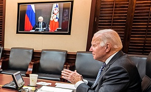 Путин потребовал от США гарантий нерасширения НАТО на Восток Путин потребовал от США гарантий нерасширения НАТО на Восток