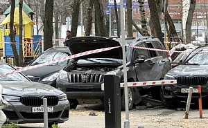 На севере Москвы взорвался автомобиль На севере Москвы взорвался автомобиль