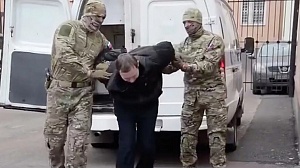 Россиянин получил 13 лет колонии за госизмену в пользу США Россиянин получил 13 лет колонии за госизмену в пользу США