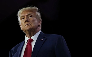 WSJ: Трамп угрожал Путину ударить по Москве WSJ: Трамп угрожал Путину ударить по Москве