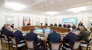 Лукашенко назвал глупыми требования о выводе ЧВК «Вагнер» из Белоруссии Лукашенко назвал глупыми требования о выводе ЧВК «Вагнер» из Белоруссии