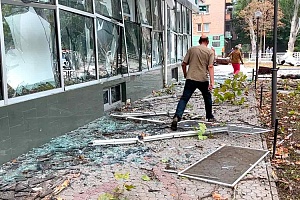 ВСУ обстреляли центр Херсона ВСУ обстреляли центр Херсона