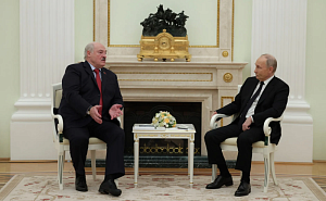 Путин и Лукашенко обсудили украинский конфликт Путин и Лукашенко обсудили украинский конфликт
