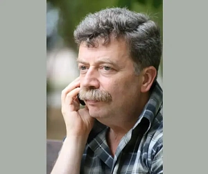Валерий Бурт: «Они доказали, что бывшие враги способны унять ненависть и подать друг другу руки» Валерий Бурт: «Они доказали, что бывшие враги способны унять ненависть и подать друг другу руки»
