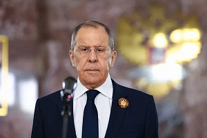Лавров: потомки Наполеона и Гитлера хотят разрушить Россию Лавров: потомки Наполеона и Гитлера хотят разрушить Россию