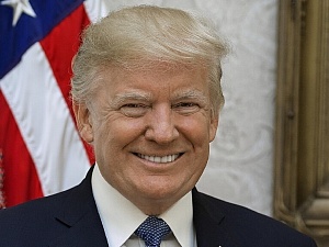 Трамп: из-за пошлин лидеры заинтересованных стран начали «целовать его в зад» Трамп: из-за пошлин лидеры заинтересованных стран начали «целовать его в зад»