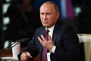 Путин заявил о деградации отношений России и США Путин заявил о деградации отношений России и США