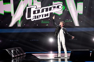 С чужого голоса поём С чужого голоса поём