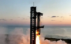 SpaceX впервые посадила ракету-носитель Super Heavy на стартовую площадку SpaceX впервые посадила ракету-носитель Super Heavy на стартовую площадку