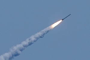 Россия готовится к запуску 16 крылатых и баллистических ракет Россия готовится к запуску 16 крылатых и баллистических ракет