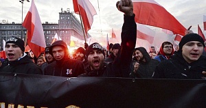 Ультраправые на марше Ультраправые на марше