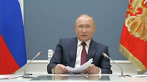 Путин: в 90-е в правительстве России сидели кадровые сотрудники ЦРУ Путин: в 90-е в правительстве России сидели кадровые сотрудники ЦРУ