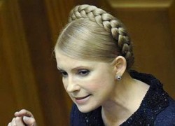 Тимошенко требует привлечь Яценюка к уголовной ответственности