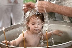 РПЦ вводит строгие правила крещения