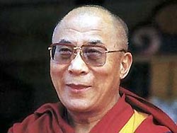 Далай-лама стал почетным гражданином Парижа