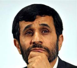 Ахмадинеджад предлагает дружбу России