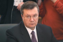 Янукович предложил России мирные переговоры