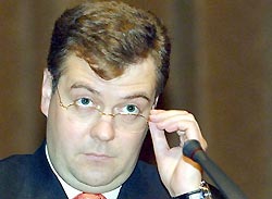 Медведева отправили в тираж