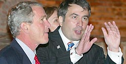 Саакашвили ищет поддержки у Буша