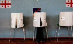 В Грузии начались парламентские выборы