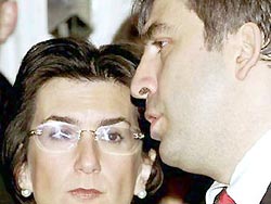 Бурджанадзе резко осудила Саакашвили