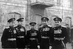 Погоны словно крылья Погоны словно крылья