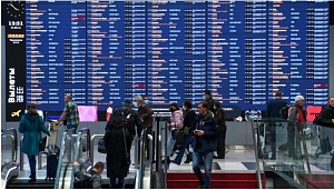 Мишустин объявил о возобновлении авиасообщения РФ с 52 странами