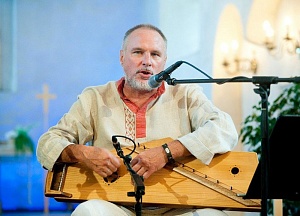 Сергей Старостин: «То, что есть в глубинах нашего народа, не дает ему упасть на дно» Сергей Старостин: «То, что есть в глубинах нашего народа, не дает ему упасть на дно»