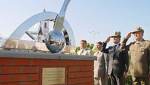 Кто поставил памятник фашистам в России?! Кто поставил памятник фашистам в России?!